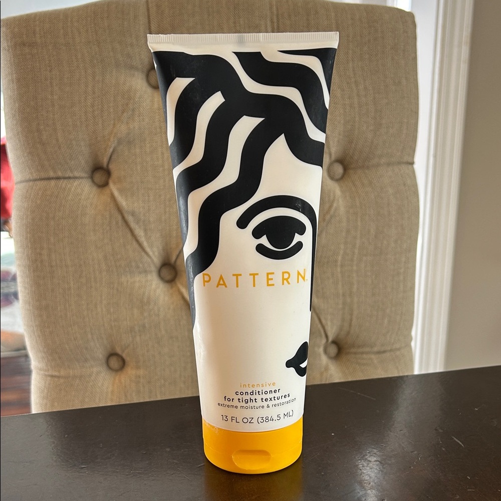 Intensive Conditioner for Tight Textures - Black and Yellow